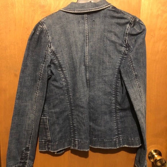 Jean jacket - Picture 2 of 3